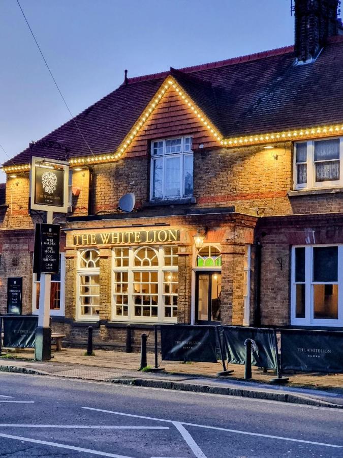 Cute In Heathrow- 7 Guests 3 Bedrooms Apartment